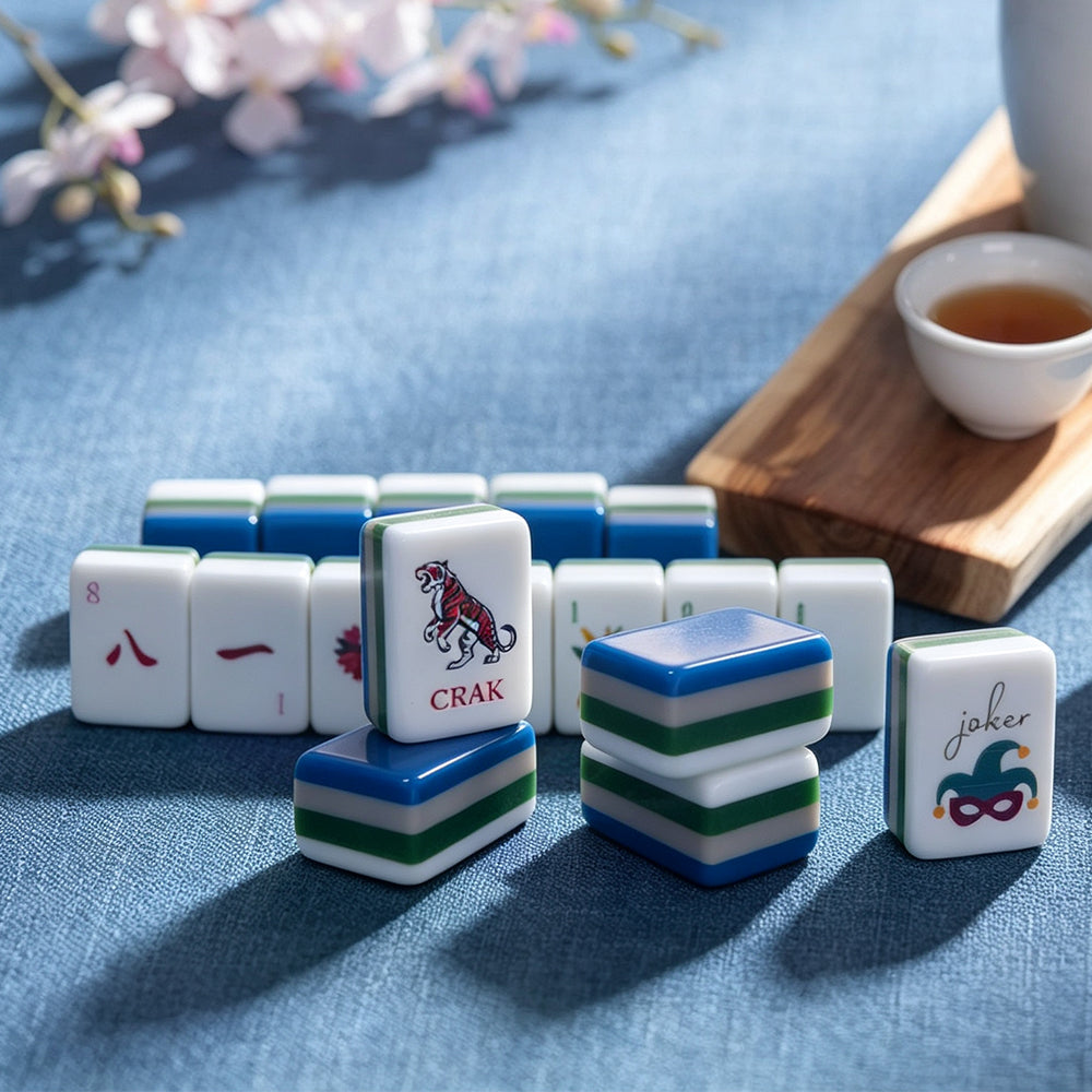 American Acrylic Mahjong Tiles High Grade Crystal Embroidered Water Resistant Mahjong Tiles 4 Person Household Gift Set